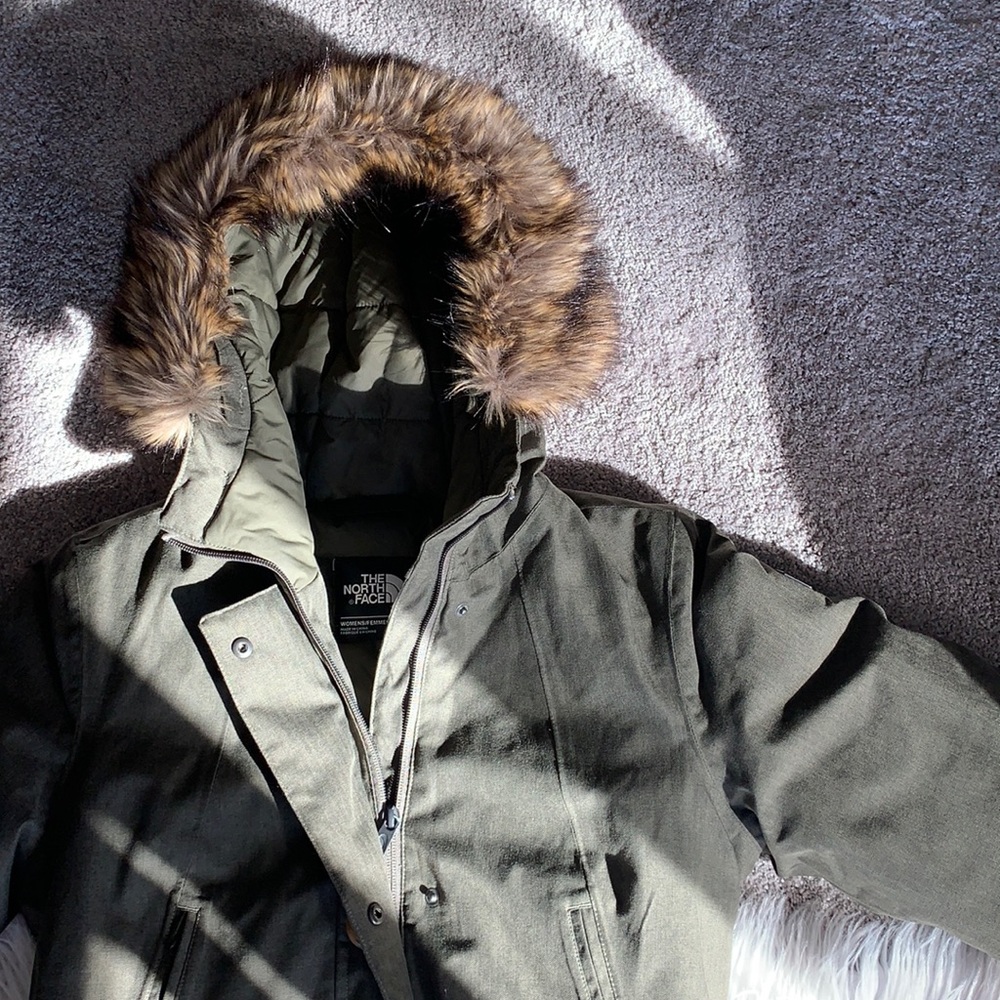 Olive Green Northface Jacket Fur